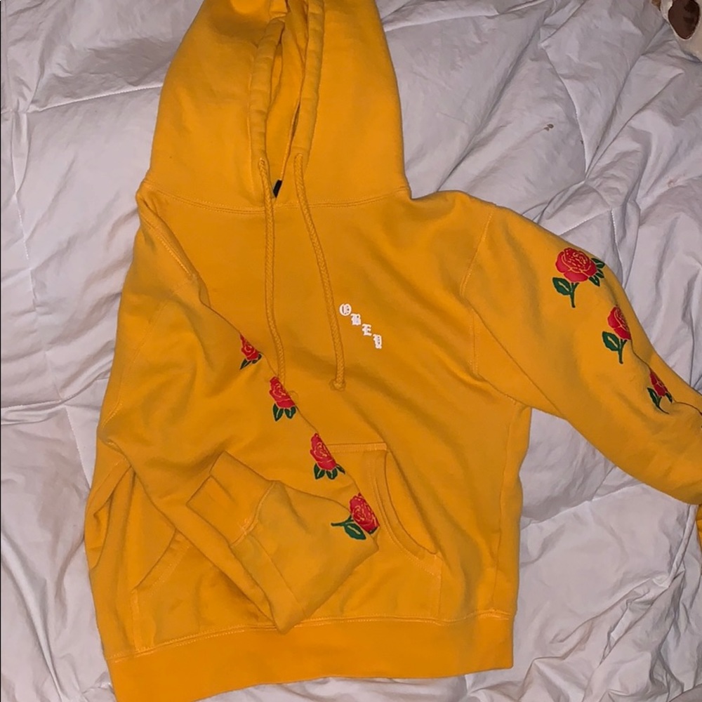 obey yellow hoodie